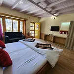 Safarnama Boutique Homestay
