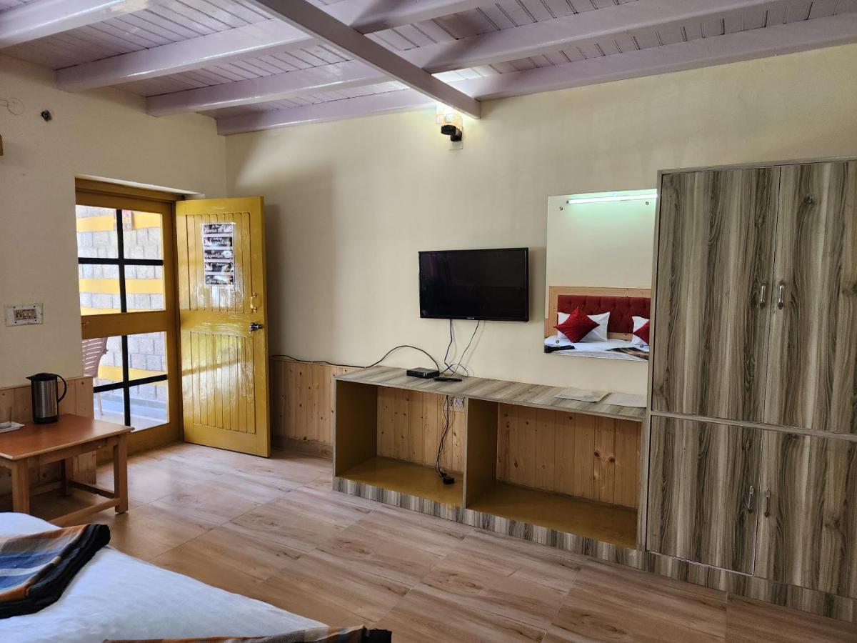 Homestay Safarnama Boutique Homestay *